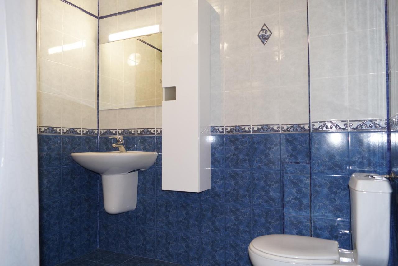 Spacious 2Bdr - Free Parking - Walk Everywhere - 300 Mbps Wifi Varna Bagian luar foto