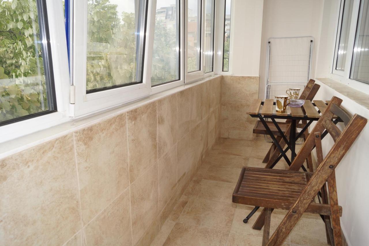 Spacious 2Bdr - Free Parking - Walk Everywhere - 300 Mbps Wifi Varna Bagian luar foto