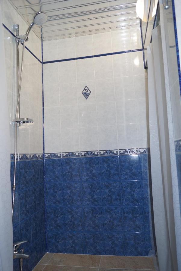 Spacious 2Bdr - Free Parking - Walk Everywhere - 300 Mbps Wifi Varna Bagian luar foto
